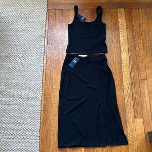 NWT Abercrombie & Fitch black ribbed skirt set with slit XS